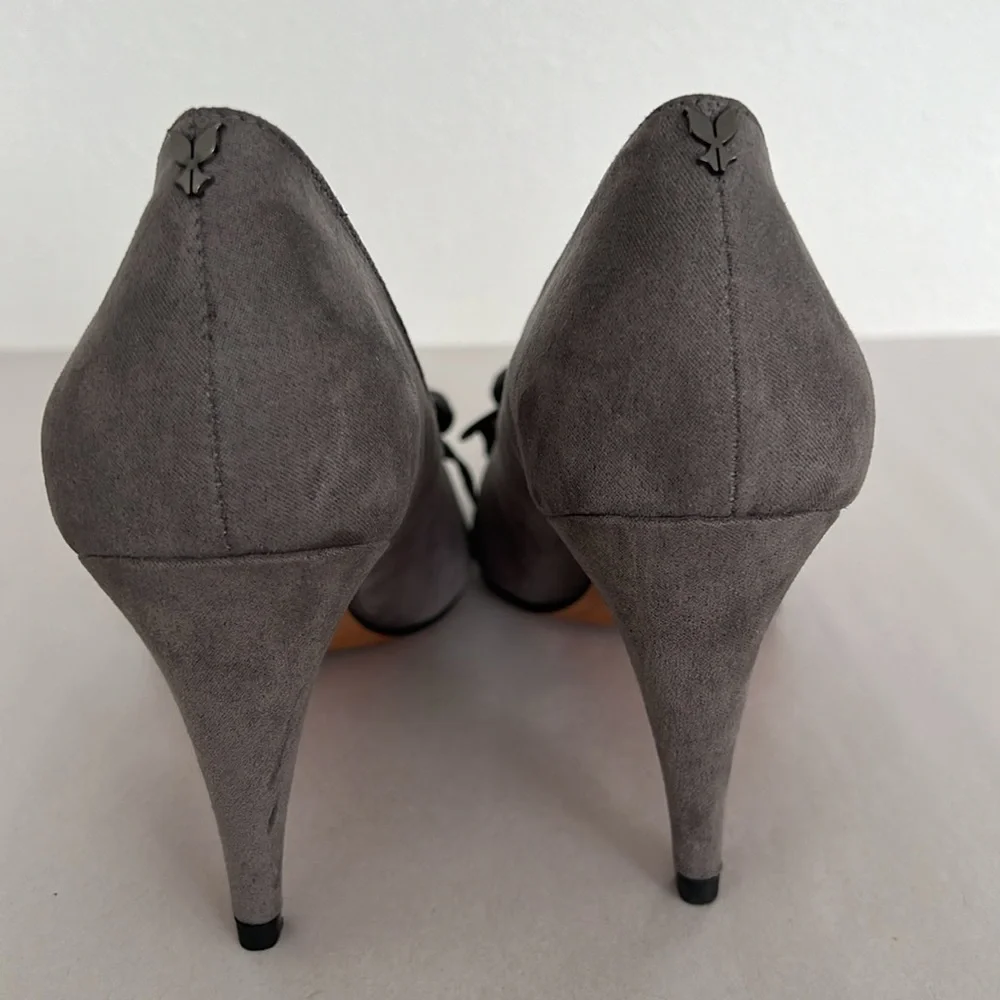 J. Renee Idrease Pump Gray Suede size 8 - Picture 6 of 13